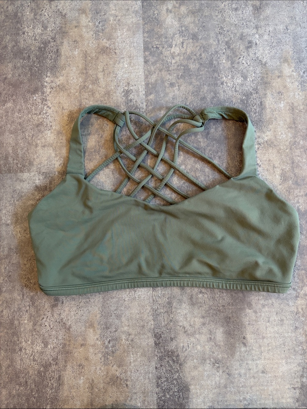 Lululemon Free to Be Bra *Wild A/B Cup — Green Twill, 8